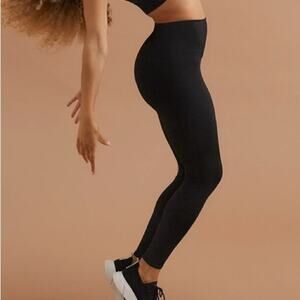 Thirdlove Black High Rise 7/8 Length Active Leggings Size Small